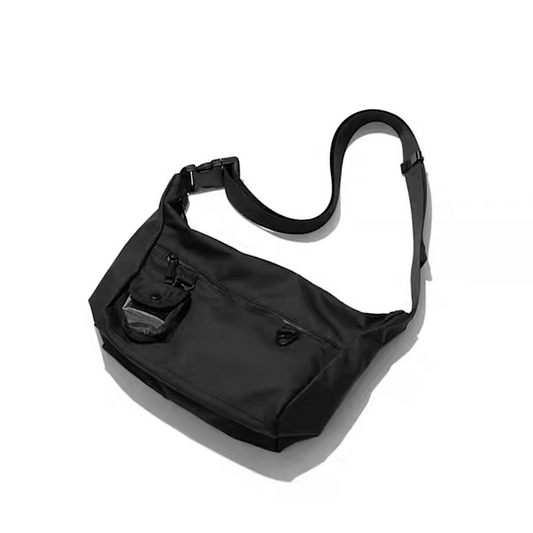 ポーチ付 防水 ナイロンショルダーバッグ(1Color)240474