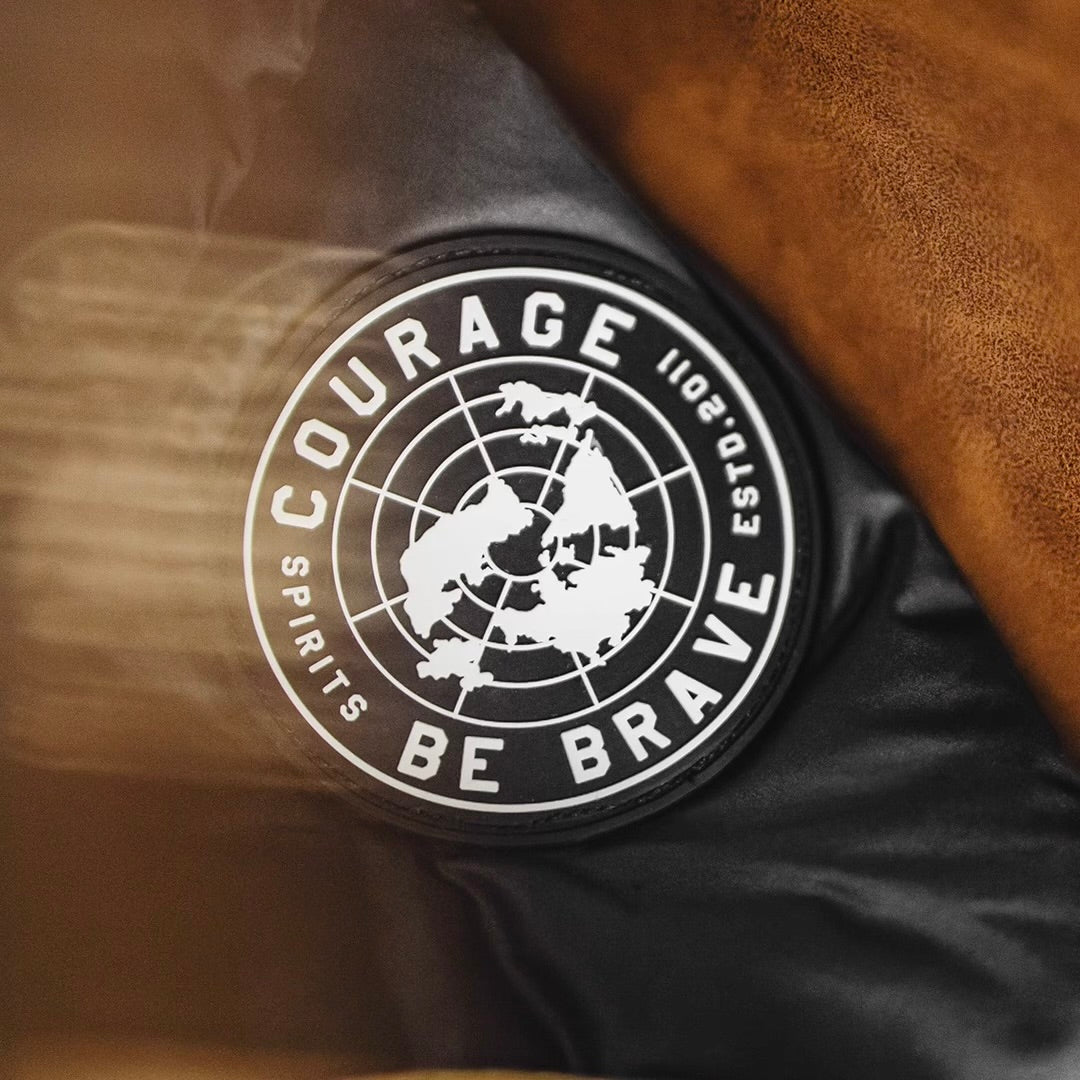 V字型 スタンドカラー ダウンジャケット(1Color)250990