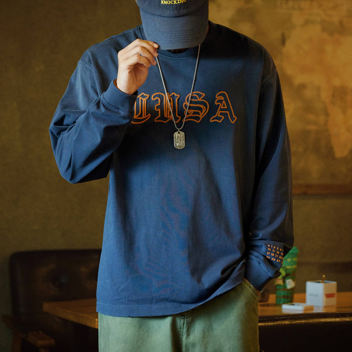 ロゴ刺繍 ダメージ 長袖Tシャツ(1Color)250694