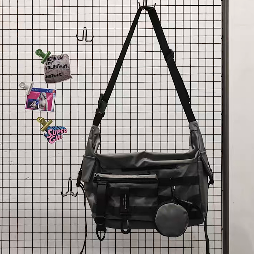 取り外し可能ポーチ付 大容量ショルダーバッグ(3Colors)240682