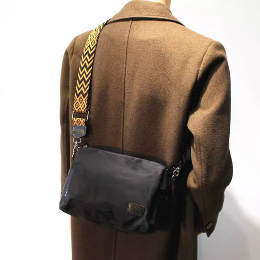 幾何学模様ストラップ シンプルデザイン ショルダーバッグ(3Colors)240095