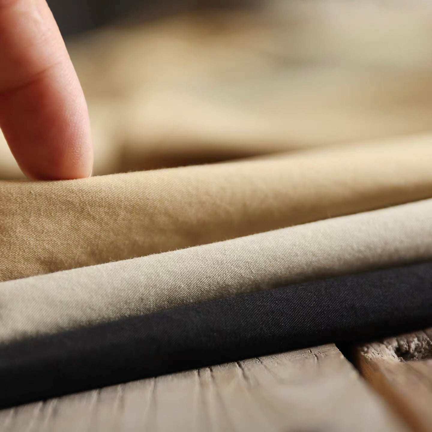 ポケット付 ワンポイントロゴ ワークシャツ(3Colors)260213