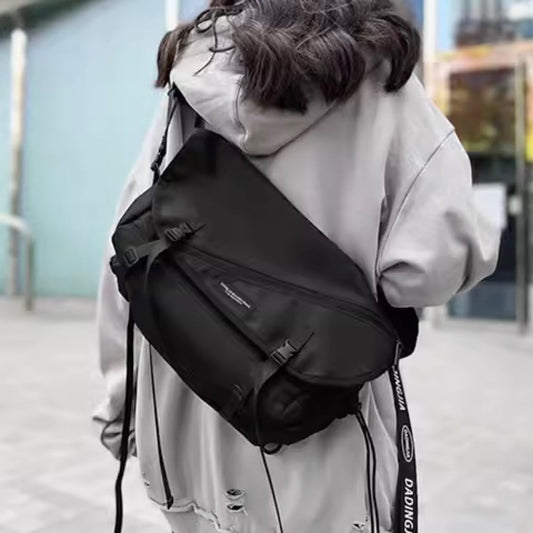 防水 ポーチ付 大容量メッセンジャーバッグ(1Color)- F202