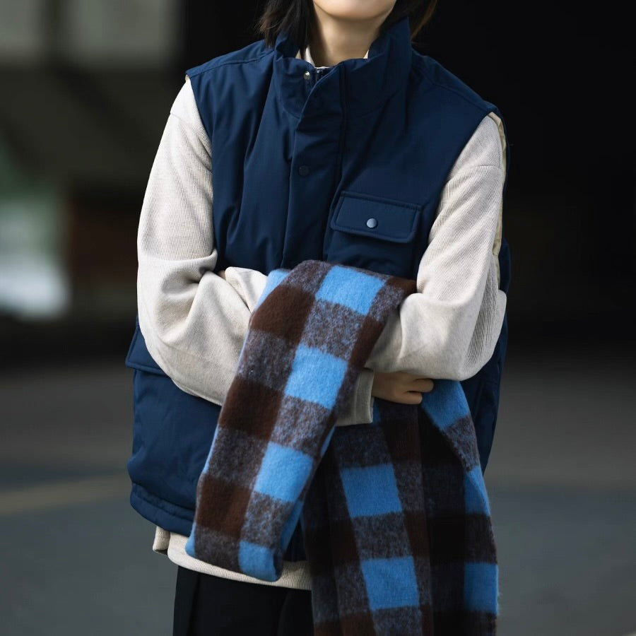 マルチポケット付 スタンドカラーダウンベスト（2Colors）251029