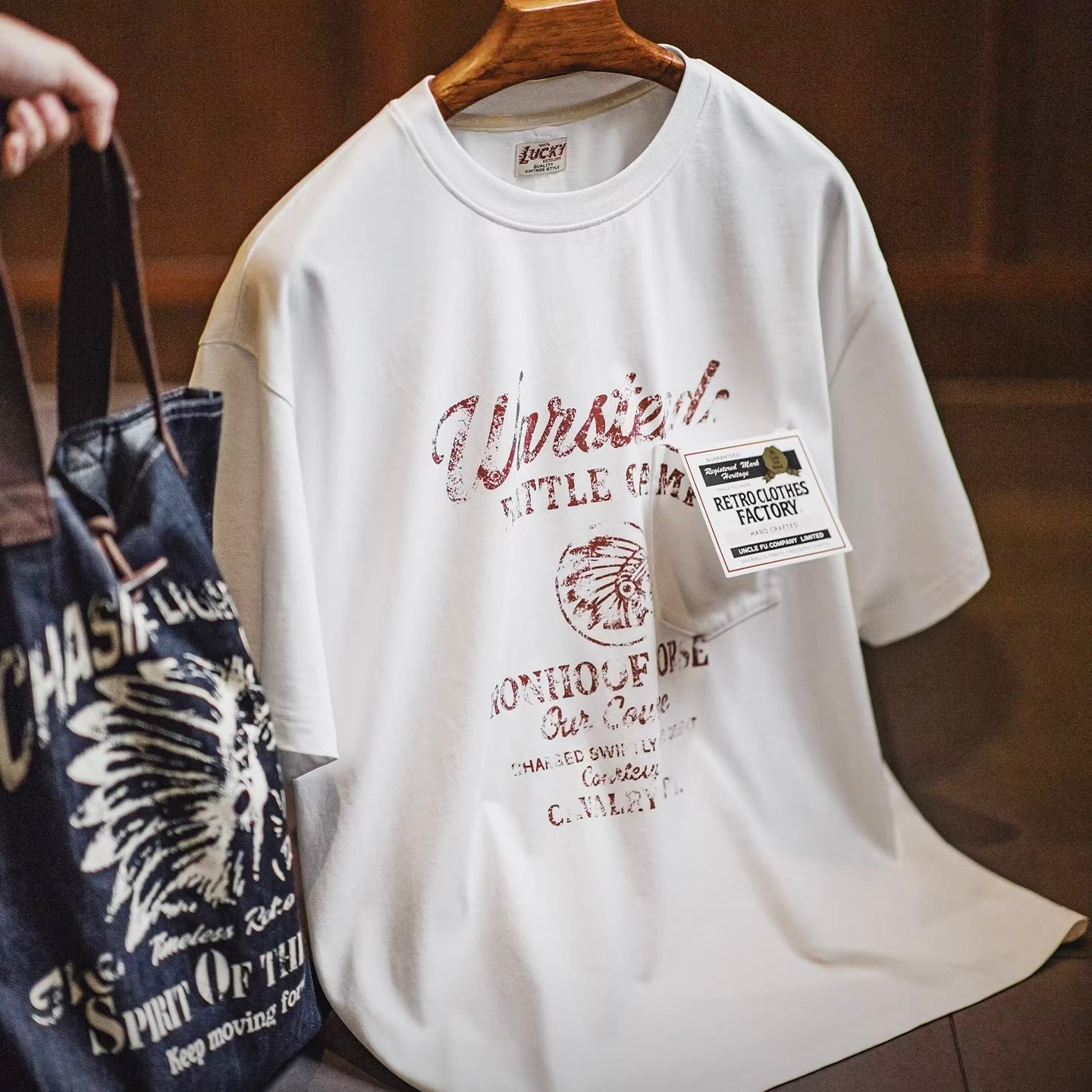 インディアンロゴ ダメージTシャツ（1Color）260349