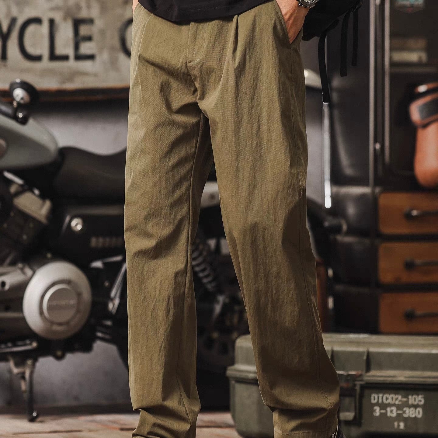 タック入り ウォッシュド ストレートパンツ（2Colors）260185