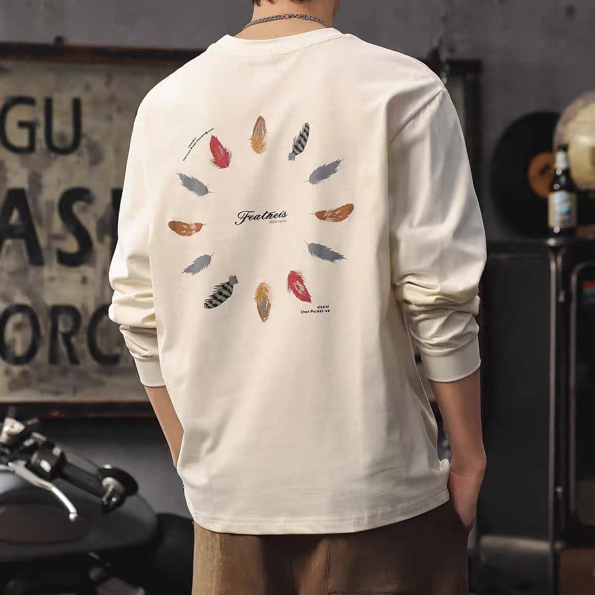 サークル 羽モチーフ 長袖Tシャツ（3Colors）250788
