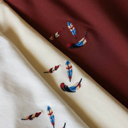 羽モチーフ 刺繍入りTシャツ（3Colors）260630