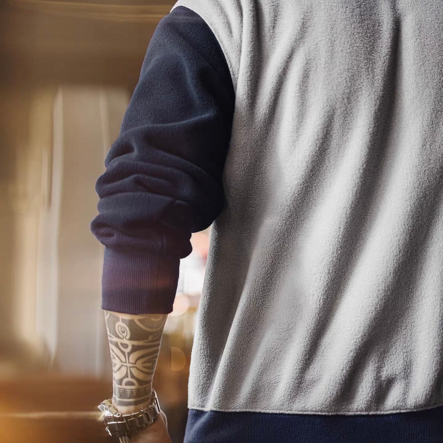 バイカラー ハーフジップ フリース プルオーバー（1Color）251081