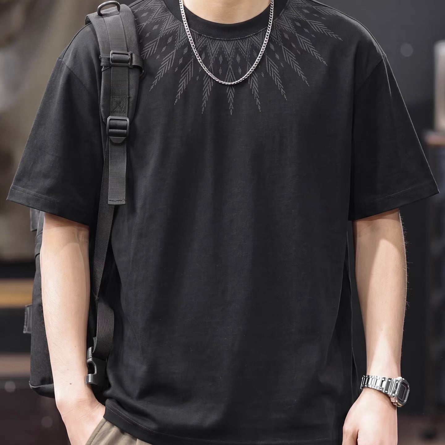 アメリカンレトロ エスニックTシャツ（2Colors）260558