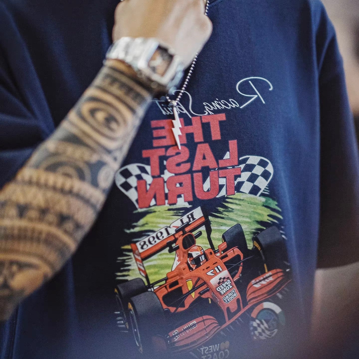 レトロ レーシングプリントTシャツ（1Color）260568
