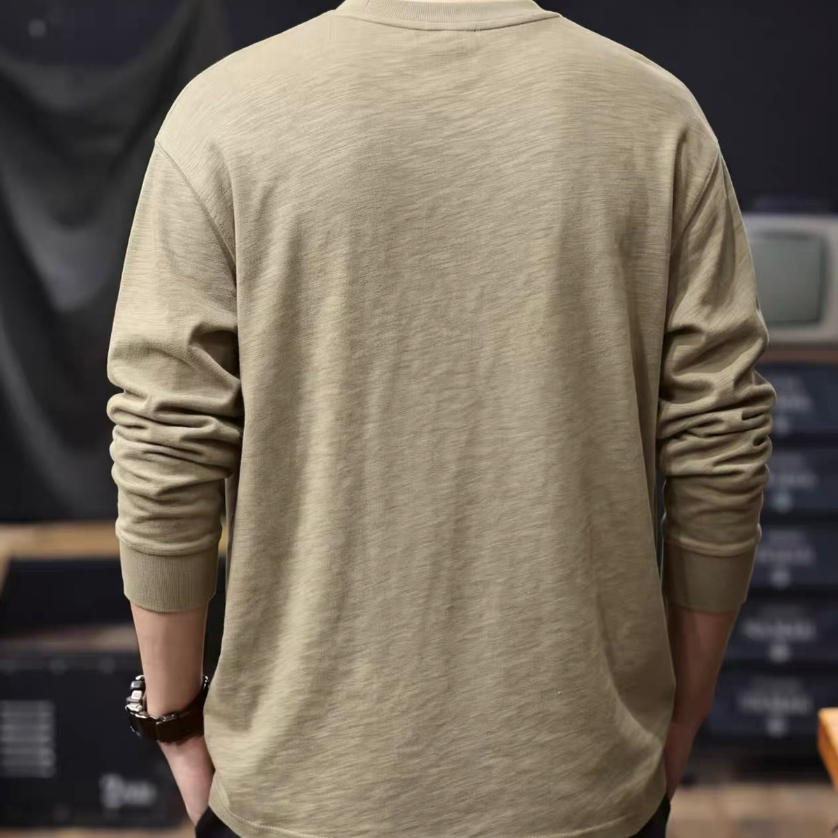 刺繍 裏起毛 長袖Tシャツ（3Colors）260867