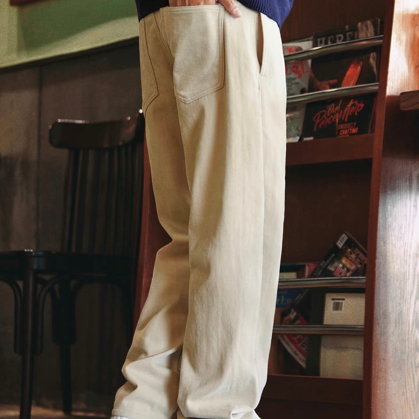 裏起毛 ホワイト ストレートパンツ（1Color）251011