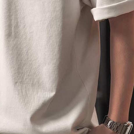 ダメージ ネックロゴ Tシャツ（2Colors）260254