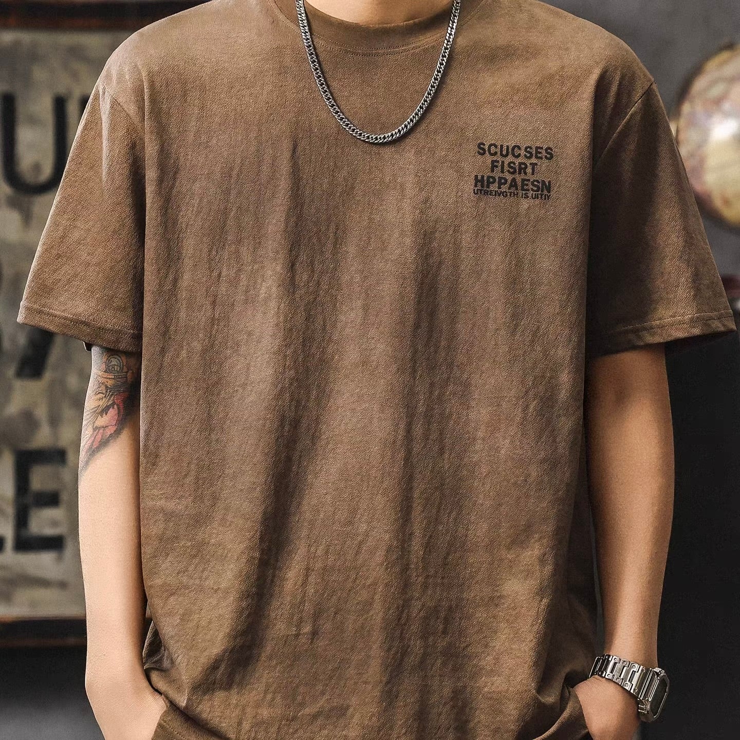 ウォッシュ加工 レタープリントTシャツ（2Colors）260205