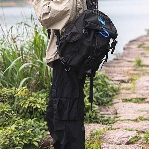 カラビナ付 マルチポケット バックパック（2Colors）250897