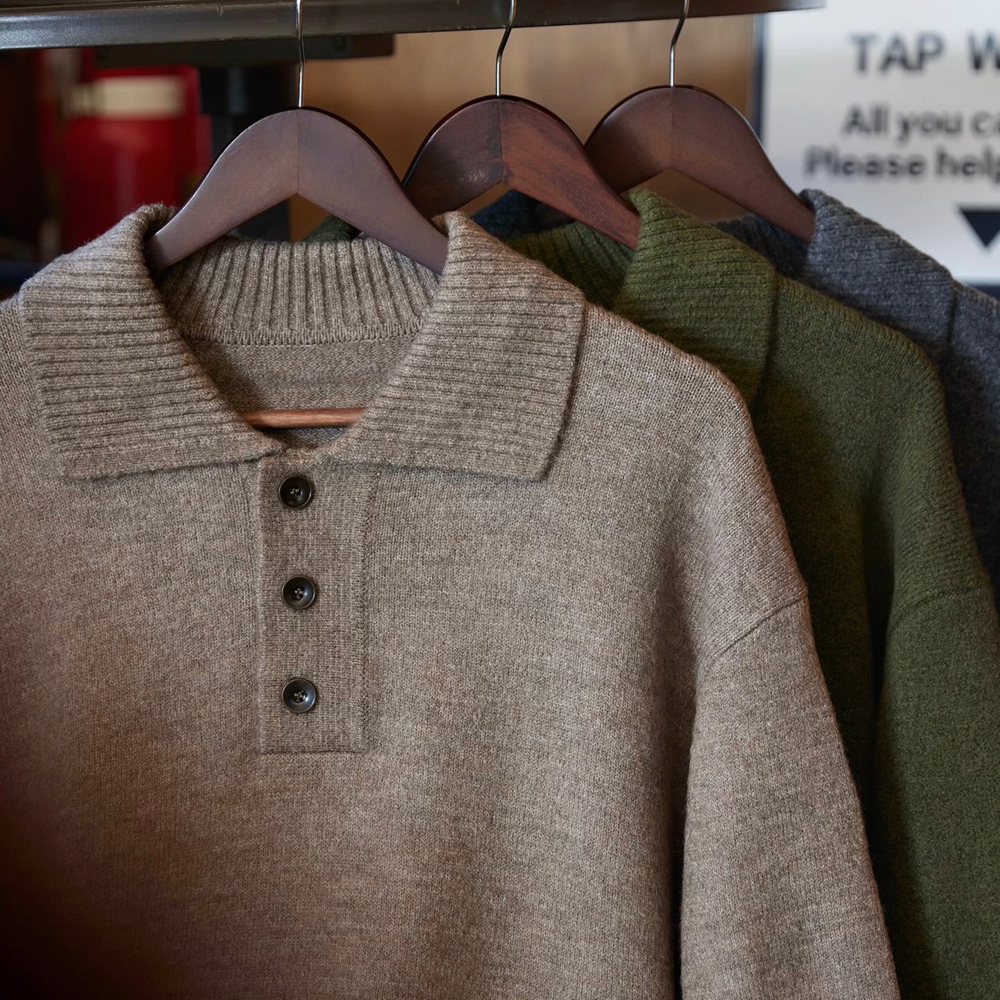 ヘビーウェイト ポロカラーセーター（3Colors）250908