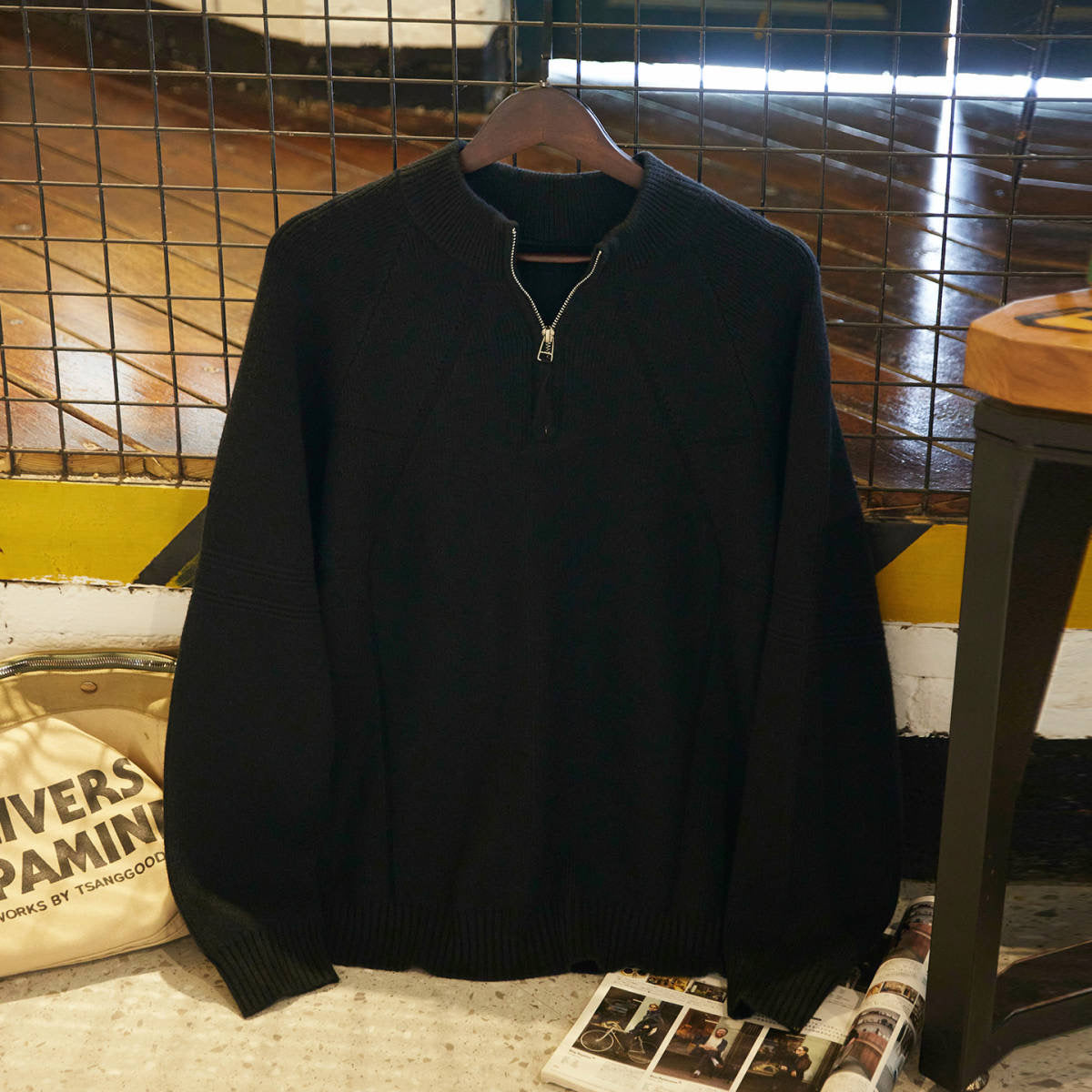 ハーフジップ ハイネック セーター（2Colors）250891