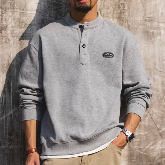 マウンテンロゴ ヘンリーネック スウェットプルオーバー（3Colors）260121