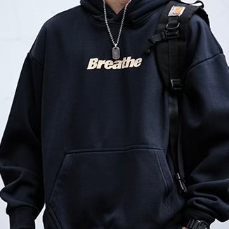 裏起毛 ロゴ入り プルオーバーフーディー（3Colors）251013