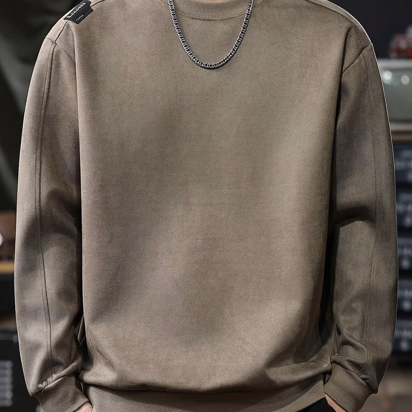 シンプル ロゴ付 スウェットプルオーバー（3Colors）251008