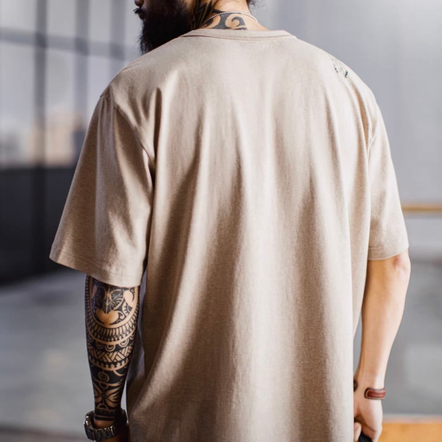 インディアンモチーフ 半袖Tシャツ（1Color）260508