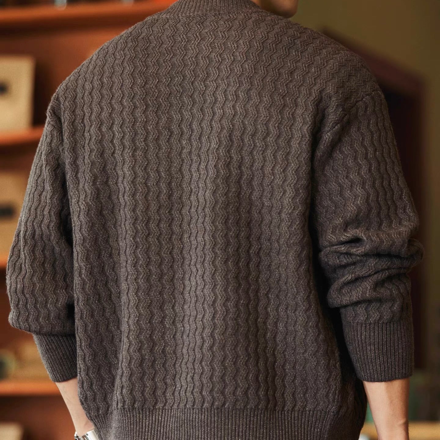 ウェーブデザイン ラウンドネック カーディガン（3Colors）250977