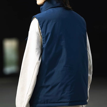 マルチポケット付 スタンドカラーダウンベスト（2Colors）251029