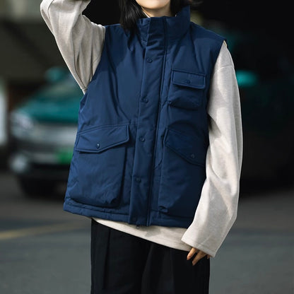 マルチポケット付 スタンドカラーダウンベスト（2Colors）251029