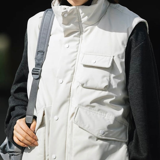 マルチポケット付 スタンドカラーダウンベスト（2Colors）251029