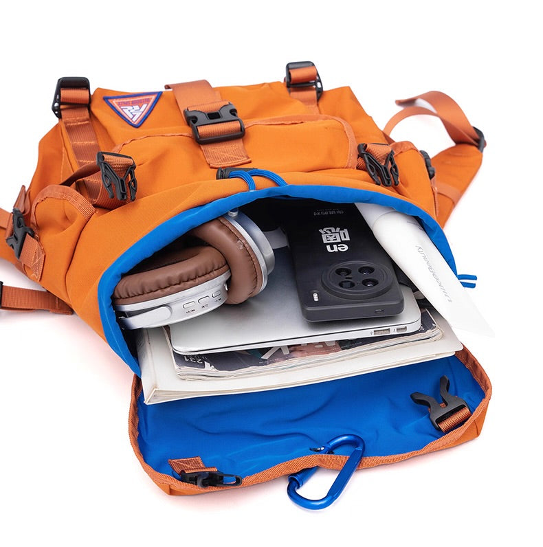 カラビナ付 マルチポケット バックパック（2Colors）250897