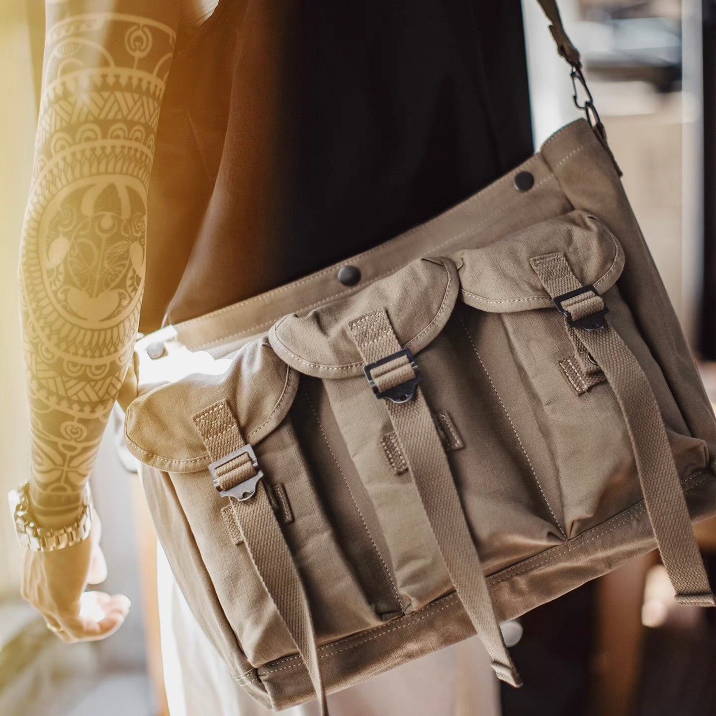 スリーポケット フィールド ショルダーバッグ（1Color）251036