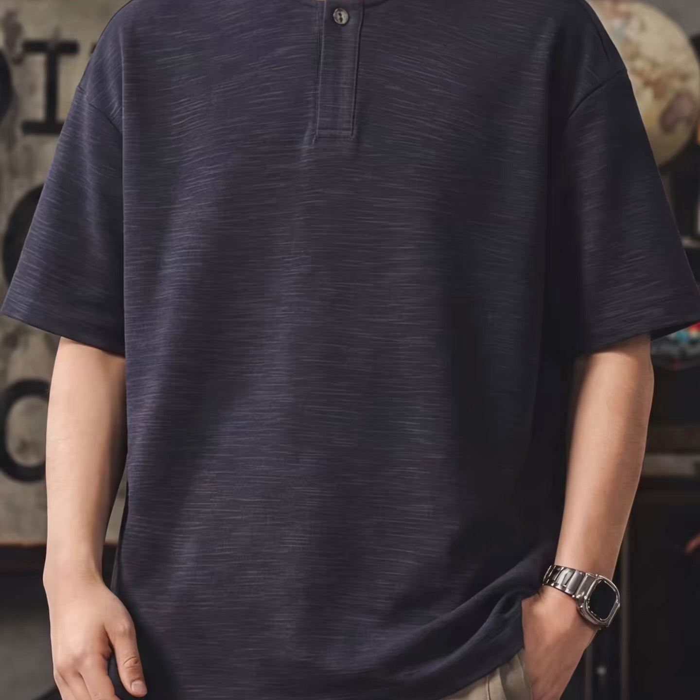 ボタン付 オーバーサイズ シンプルTシャツ（2Colors）260236
