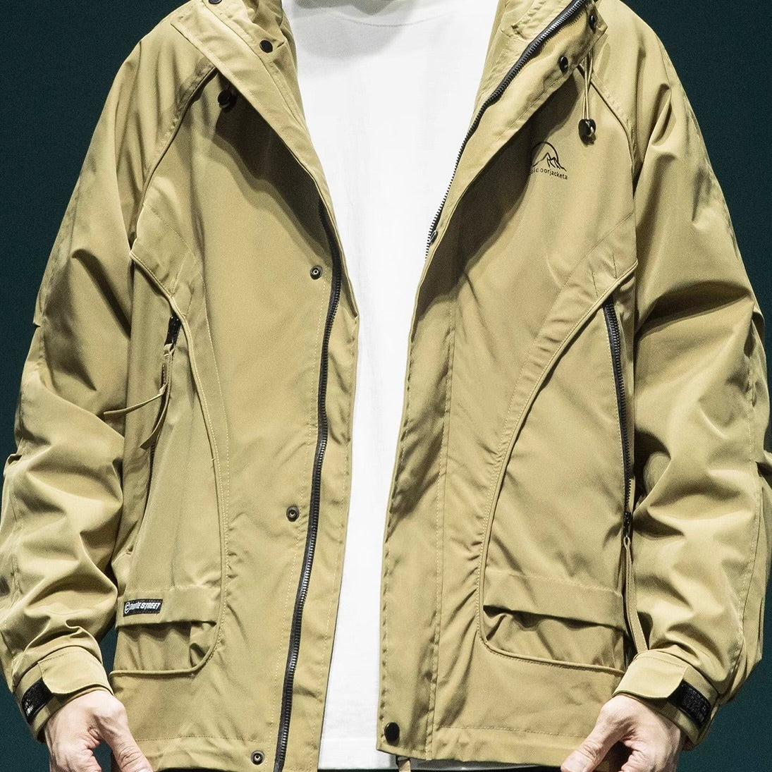 デザインポケット フード付スポーツジャケット（4Colors）251021