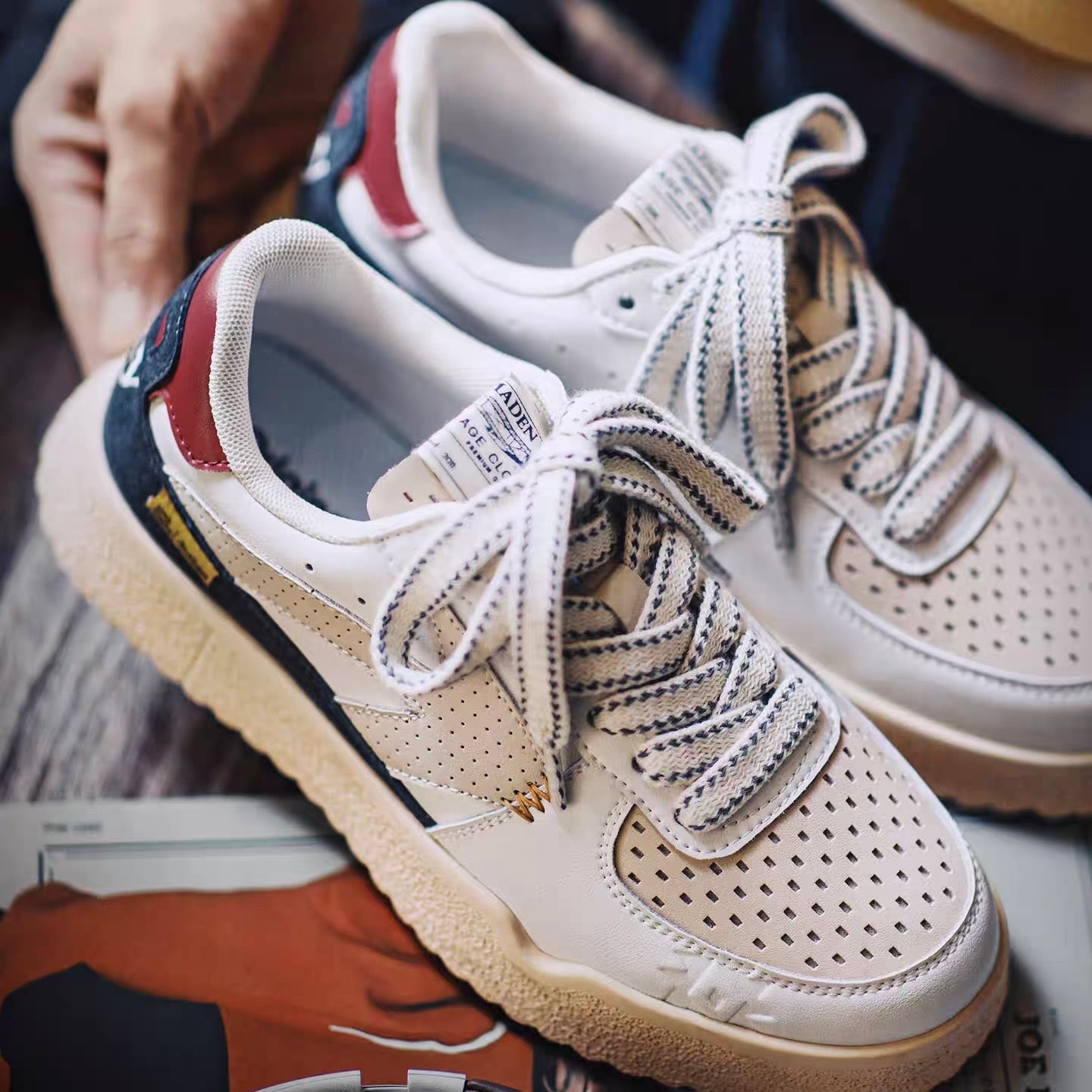 レトロ マルチカラー スニーカー（1Color）251054