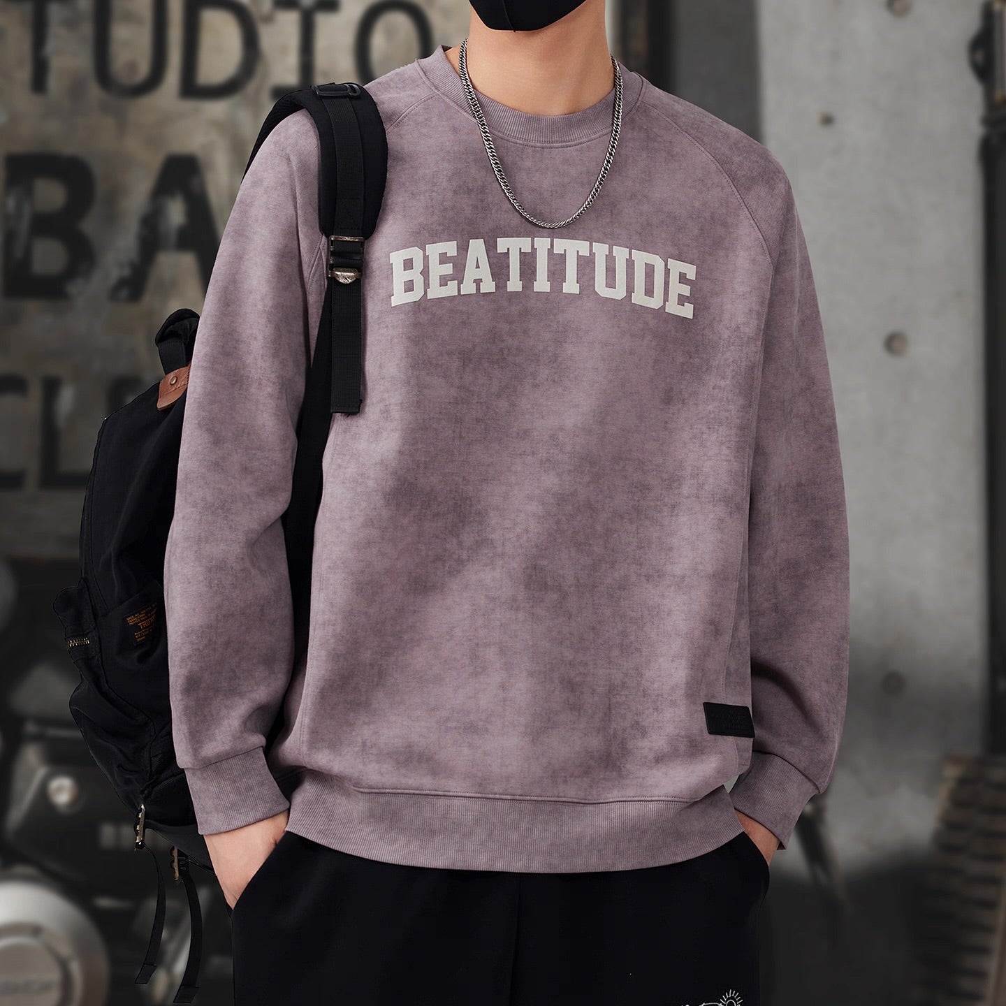 ラグランスリーブ ロゴスウェットプルオーバー（4Colors）251017