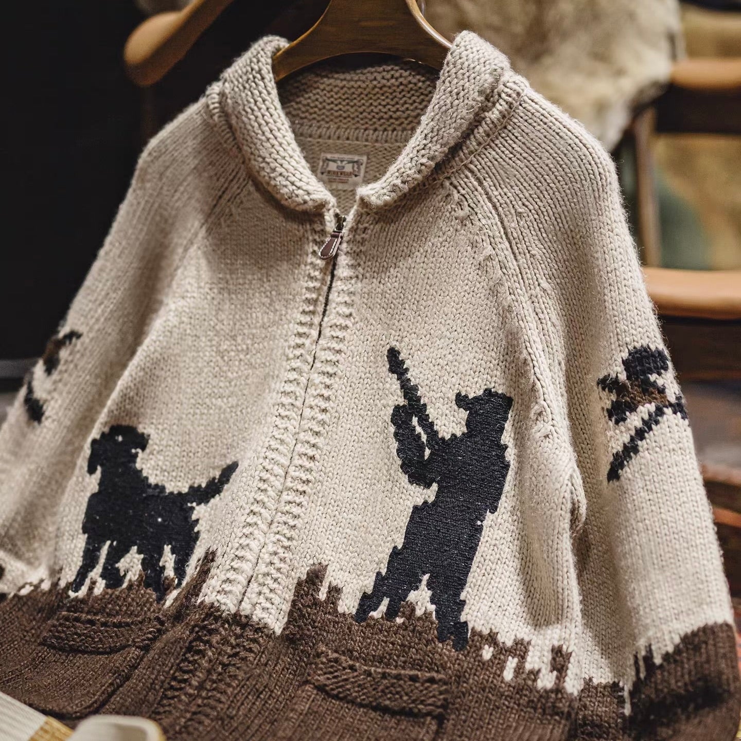 ハンターモチーフ ニットカーディガン（1Color）251067