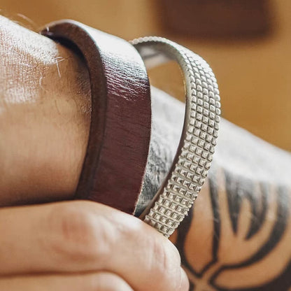 刻印入り ハーフバングル（1Color）260077