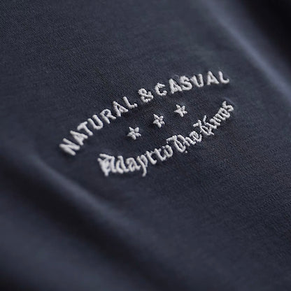 刺繍 シンプルロゴ Tシャツ（1Color）260326