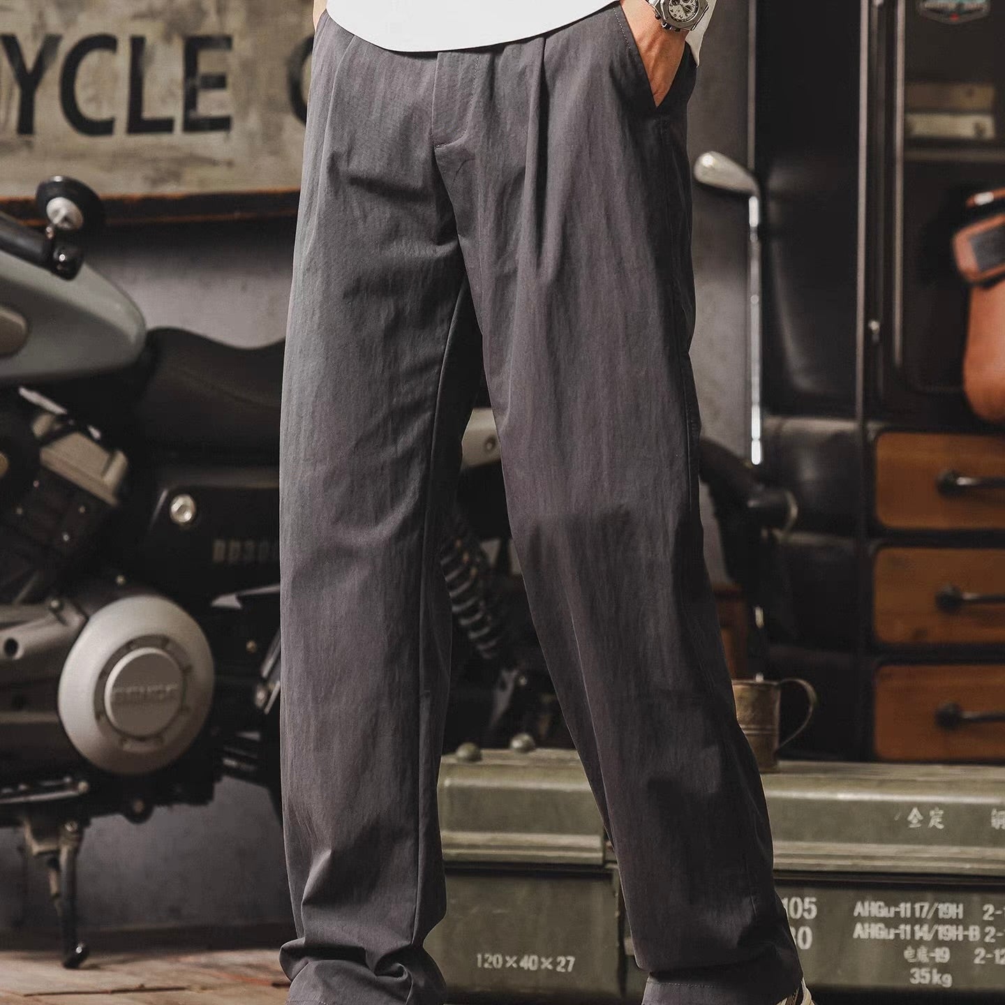 タック入り ウォッシュド ストレートパンツ（2Colors）260185