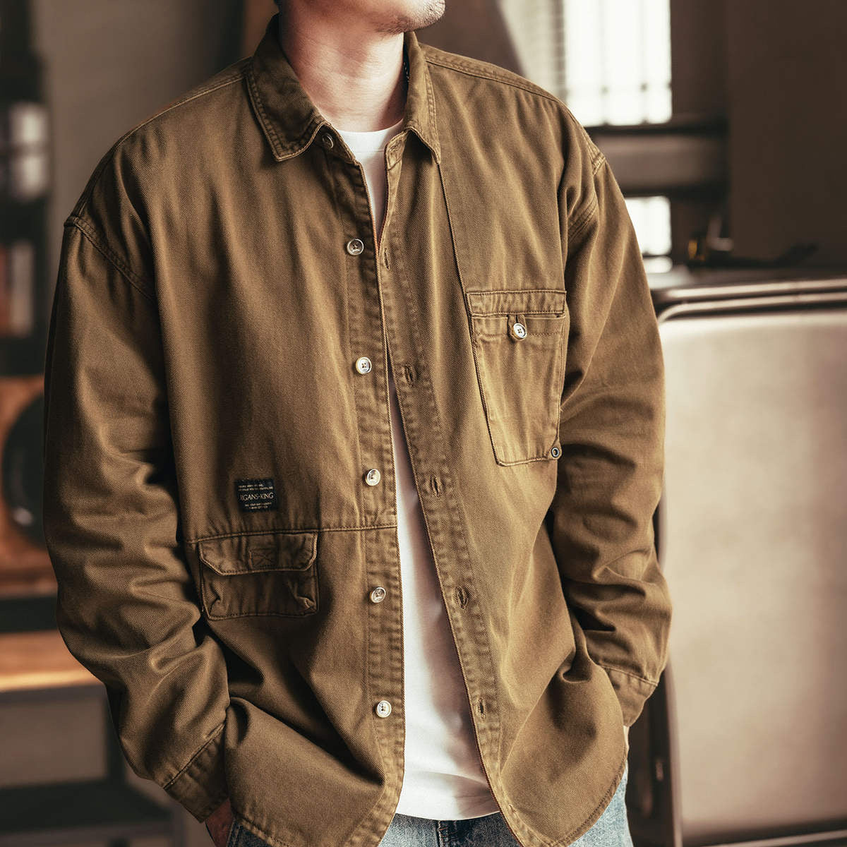 ロゴ入り デザインポケット付 ワークシャツ（3Colors）250799