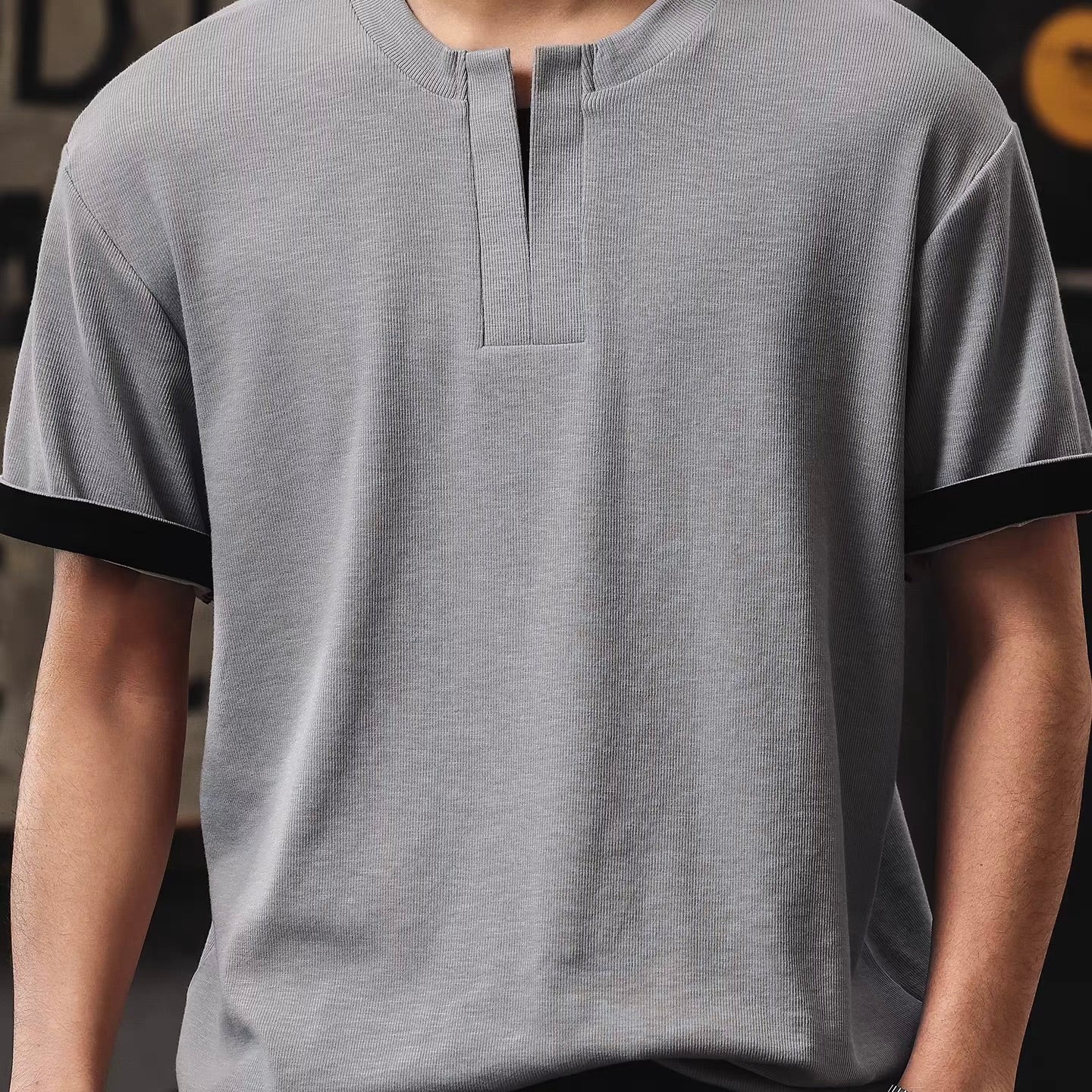 アクセントカラー Vネック Tシャツ（2Colors）260156