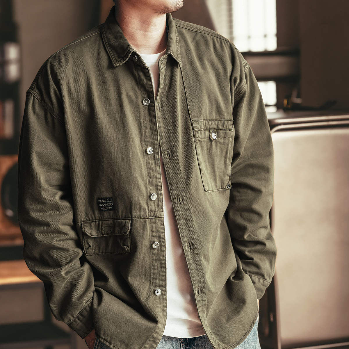 ロゴ入り デザインポケット付 ワークシャツ（3Colors）250799