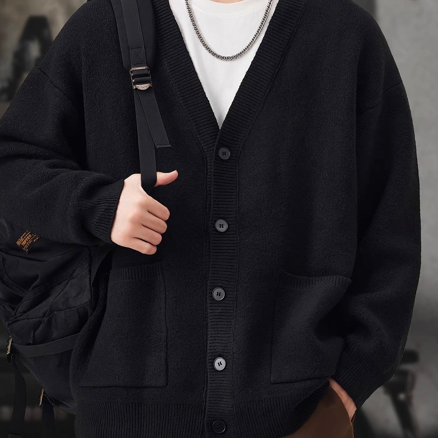 Vネック ポケット付カーディガン（3Colors）251070