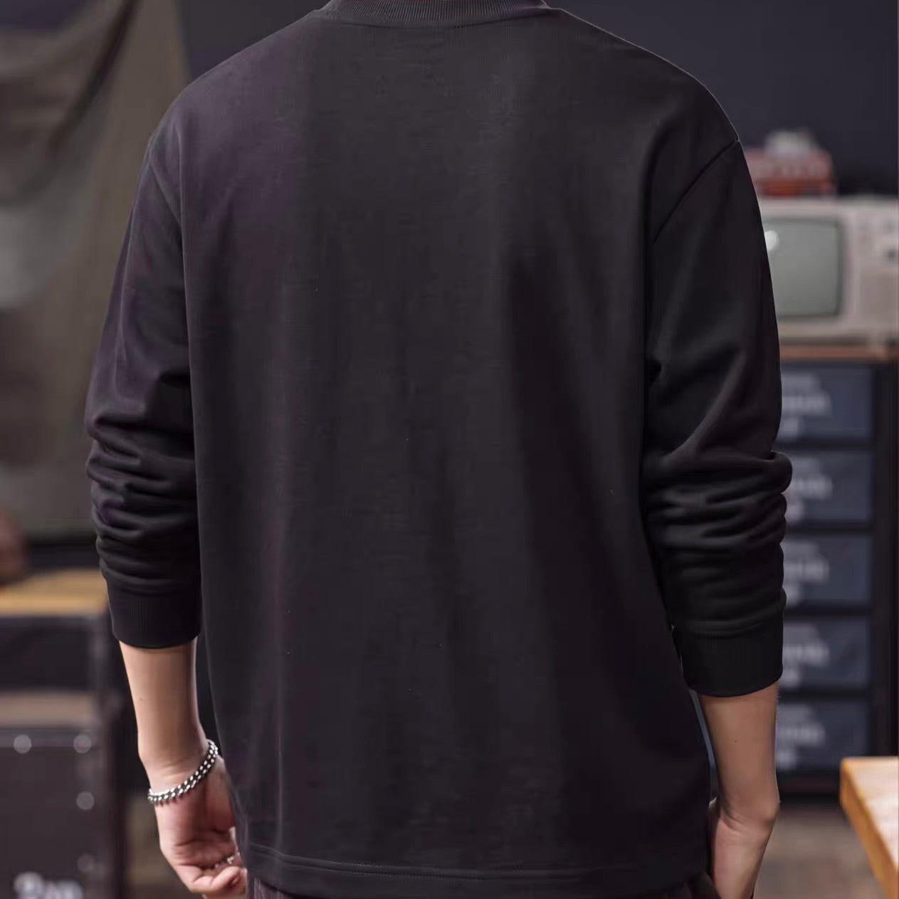 デザインステッチ 厚手 長袖Tシャツ（2Colors）260640