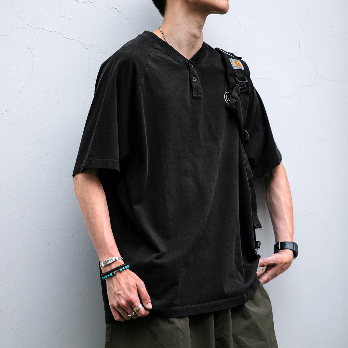 ラグランスリーブ ヘンリーネックTシャツ（2Colors）250645